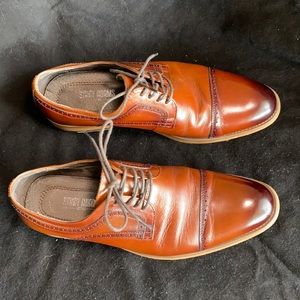 Stacy Adam’s Men’s Cap Toe leather shoes